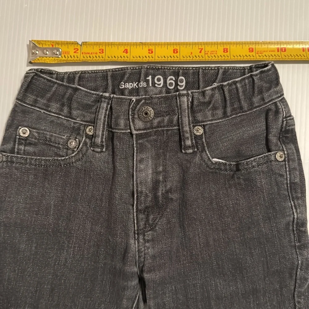 GAP kids 1969 gray skinny jeans.  Girls Size 6